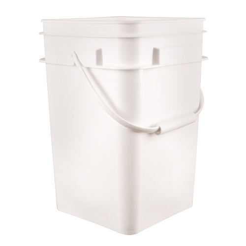 Seau carr&eacute;, Plastique, 4,25 gal. Absolute Business Supply