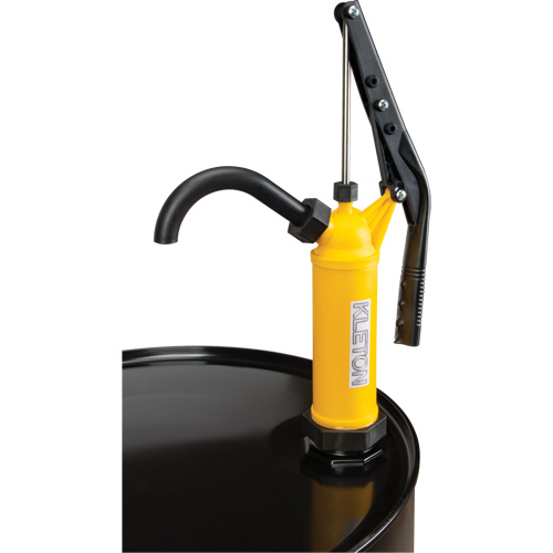 Pompe &agrave; baril de type levier, Polypropyl&egrave;ne, 14 oz/course, Pour barils de 5-55 gal. Absolute Business Supply