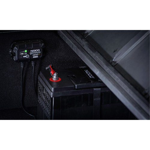 Chargeur de batterie embarqu&eacute; &agrave; 1 sortie de 5 amp&egrave;res Gen5X1 Genius Absolute Business Supply