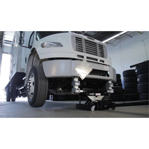 Cric de levage dextr&eacute;mit&eacute; par pare-chocs, Capacit&eacute; de 12 tonne(s), 8" - 15-3/4" h Absolute Business Supply