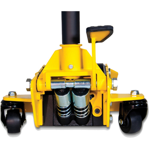 Cric rouleur s&eacute;rie Pro, 3 tonne(s) Capacit&eacute;, 3-3/4" Abaiss&eacute;e, 19-69/100" &eacute;lev&eacute;e, Hydraulique &agrave; main Absolute Business Supply