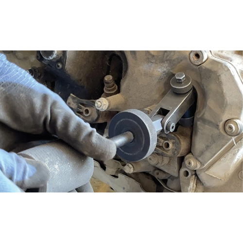 N&eacute;cessaire dextracteur dinjecteur diesel &agrave; 2 m&acirc;choires avec coffret Absolute Business Supply