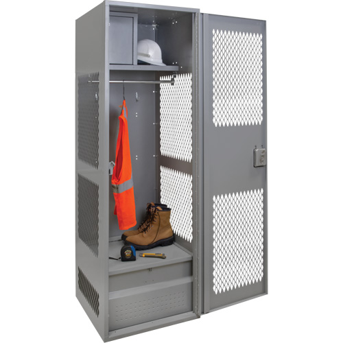 Casier pour &eacute;quipement avec porte, Acier, 24" la x 24" p x 72" h, Gris Absolute Business Supply