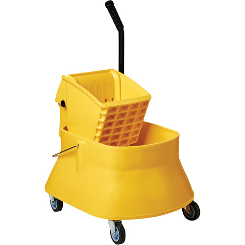 Ensemble de seau pour vadrouille et essoreuse Champ, Pression lat&eacute;rale, 7,5 gal. US (30 pintes), Jaune Absolute Business Supply