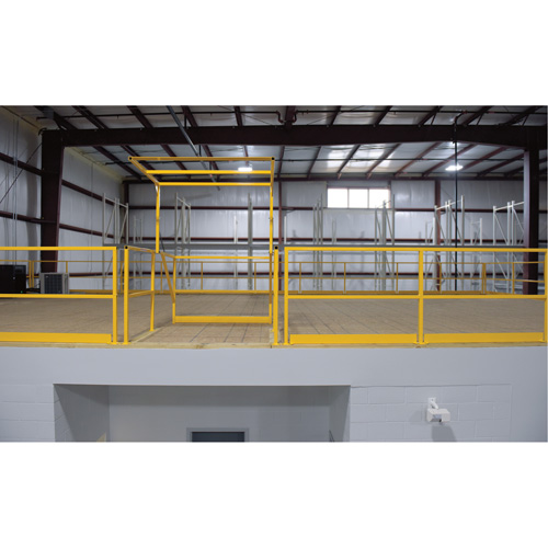 Barri&egrave;re de s&eacute;curit&eacute; pour mezzanine, 68-1/2" lo x 42" ha, 80-1/16" &eacute;lev&eacute;e, Jaune Absolute Business Supply
