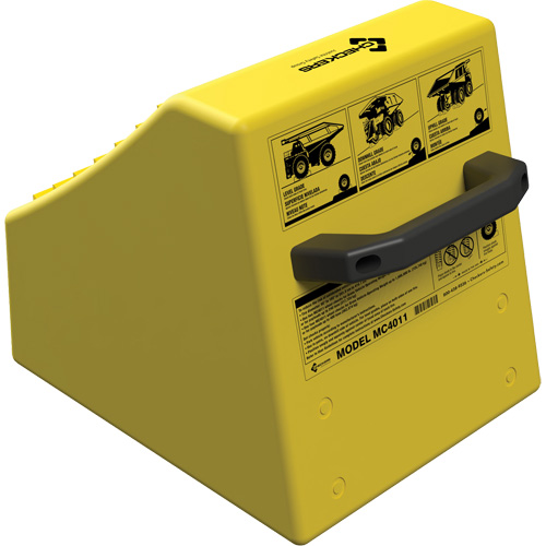 Cale de roue ultra-robuste pour l'exploitation mini&egrave;re Checkers Safety sans support, PEHD, Jaune, 14-1/2" la x 17-1/2" p x 16" h Absolute Business Supply