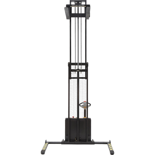 Gerbeur &agrave; m&acirc;t double, Fonctionnement &eacute;lectrique, Capacit&eacute; 2200 lb, Lev&eacute;e max 150" Absolute Business Supply