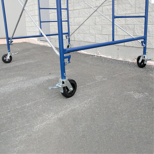 Tour d'&eacute;chafaudage compl&egrave;te avec roulettes, 66-2/10" p x 177-1/2" h Absolute Business Supply