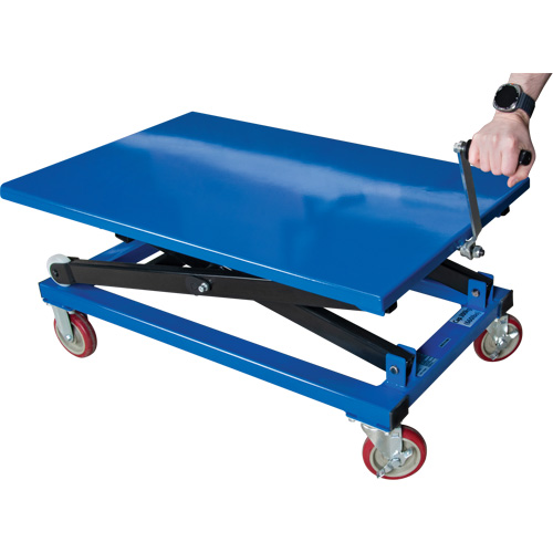 Table &eacute;l&eacute;vatrice manuelle &agrave; ciseaux, 37-3/8" lo x 23-5/8" la, Acier, Capacit&eacute; 660 lb Absolute Business Supply