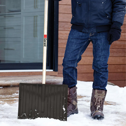 Nordic Snow Shovel, Polypropylene Blade, 17-3/4" Wide, D-Grip Handle Absolute Business Supply