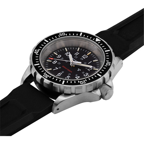 Grande montre automatique de plong&eacute;e, Num&eacute;rique, &agrave; piles, 41 mm, Noir Absolute Business Supply
