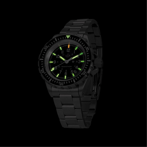 Grande montre automatique de plong&eacute;e avec feuille d'&eacute;rable gris et bracelet en acier inoxydable, Num&eacute;rique, &agrave; piles, 41 mm, Argent Absolute Business Supply