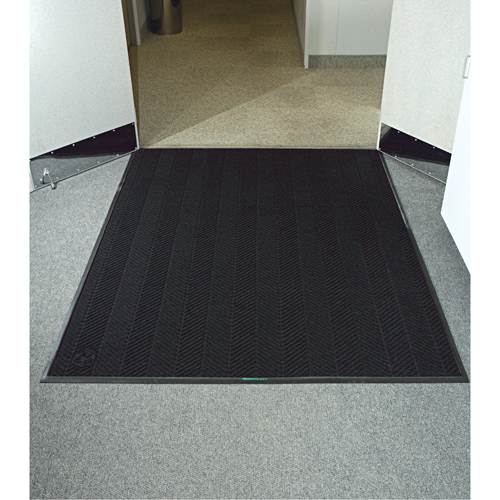 Tapis Waterhog Eco Elite, Essuie-pieds/grattoir, 6' x 6' x 3/8", Fum&eacute;e noire Absolute Business Supply