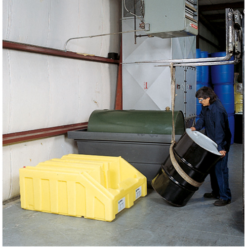 Poly-Racker pour syst&egrave;me Poly-Rack, 49" lo x 53" la x 23" ha, 102 gal. US Capacit&eacute; Absolute Business Supply