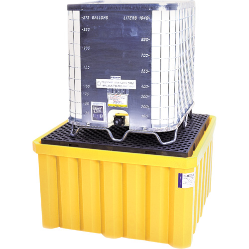 Palette antid&eacute;versement avec drain Ultra-IBC Spill Pallet , Capacit&eacute; de d&eacute;versement 400 gal. US, 58,75" x 58,75" x 33" Absolute Business Supply