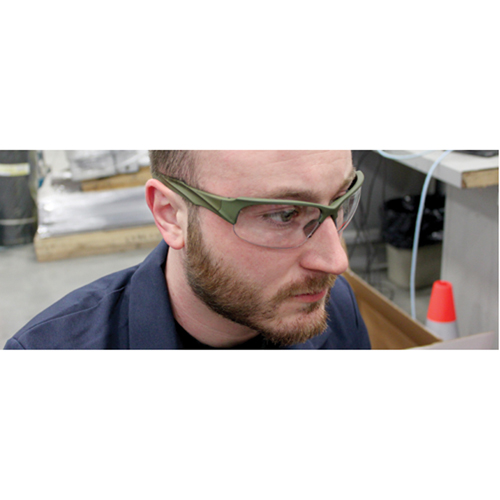 Lunettes de s&eacute;curit&eacute; s&eacute;rie Z2000, Lentille Transparent, Anti-&eacute;gratignures, R&eacute;pond ou surpasse la norme CSA Z94.3 Absolute Business Supply