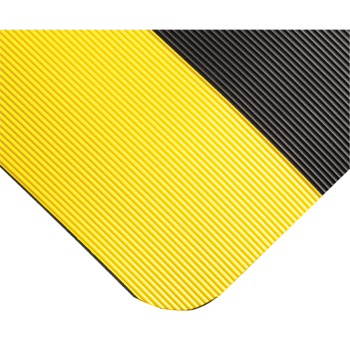 Tapis ondul&eacute; pour tableau de contr&ocirc;le no 702, 3' la x 20' lo, 1/4" &eacute;paisseur, Noir/Jaune, PVC Absolute Business Supply