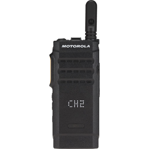 Radio portative de s&eacute;rie SL-300, Bande UHF, 99 canaux, Port&eacute;e 99 Absolute Business Supply