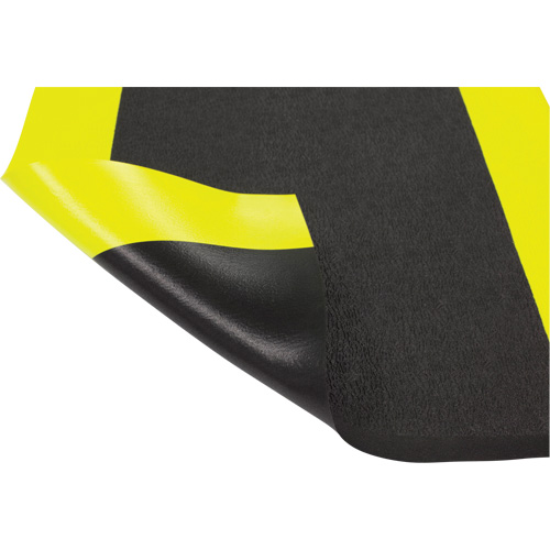 Tapis antifatigue Airsoft, Rugueux, 3' x 5' x 3/8", Noir/Jaune, &eacute;ponge en PVC Absolute Business Supply