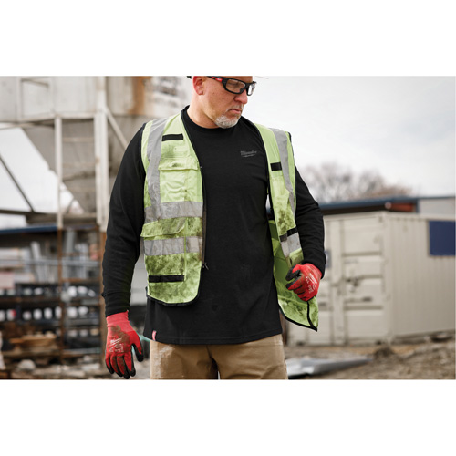 T-shirt de travail hybride, Hommes, Petit, Noir Absolute Business Supply
