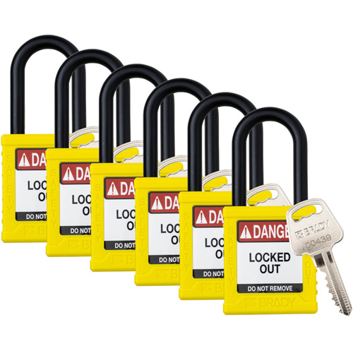 Cadenas de verrouillage Velocity, Jaune, Cl&eacute;s identiques, Nylon, Largeur de 1-1/2" Absolute Business Supply