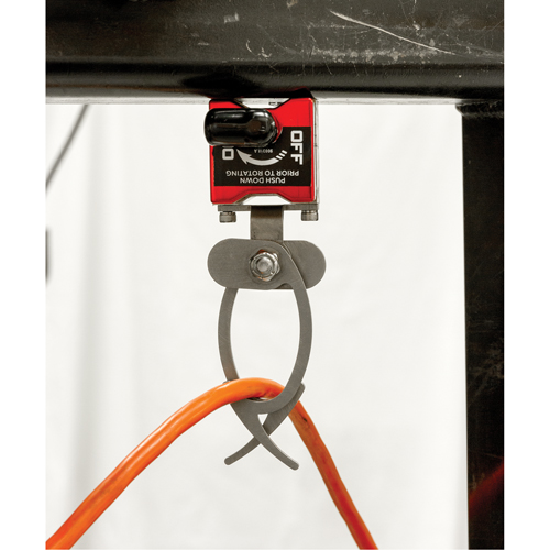 Crochets de suspension avec interrupteur, Longueur de 5-3/4", Diam&egrave;tre de 1-3/4", Capacit&eacute; de 35 lb Absolute Business Supply