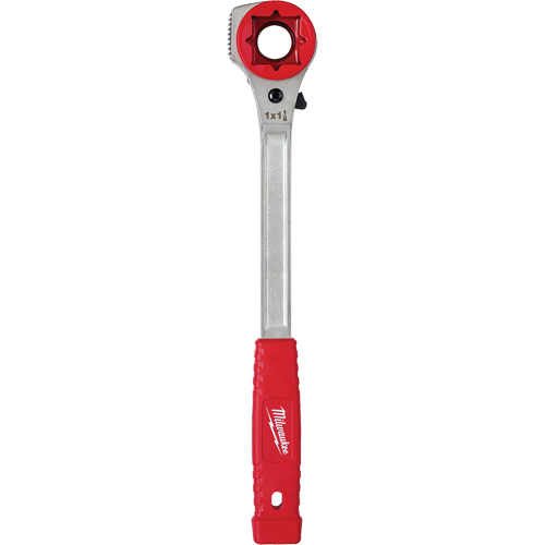 Cl&eacute; &agrave; cliquet &agrave; levier &eacute;lev&eacute;e pour monteur de ligne avec face de frappe frais&eacute;e, Prise de 3/4"/1"/1-1/8", Poign&eacute;e Ergonomique Absolute Business Supply