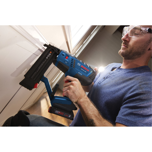 Brushless 18-Gauge Brad Nailer Kit with Standard Power Battery, 18 V, Lithium-Ion Absolute Business Supply