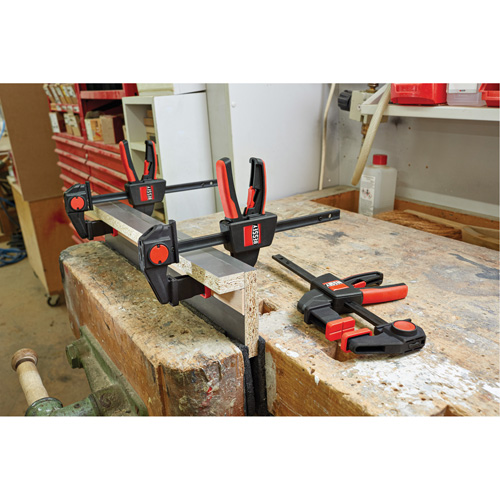Serre-joints de table &agrave; une main (2 pi&egrave;ces), 6" (152,4 mm) Absolute Business Supply