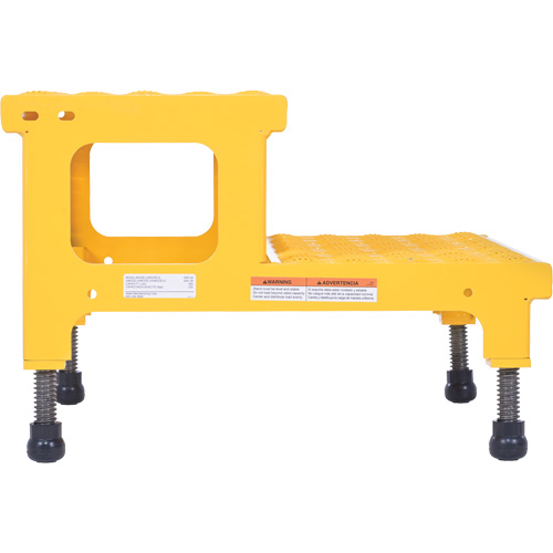 Plate-forme ajustable Step-Mate, 2 marche(s), 23-13/16" la x 22-7/8" lo x 15-1/4" h, Capacit&eacute; 500 lb Absolute Business Supply