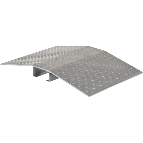 Traverse de protection en aluminium pour c&acirc;bles et boyaux, 48,03" x 24" x 4,5", 2000 lb (1 tonne) Absolute Business Supply