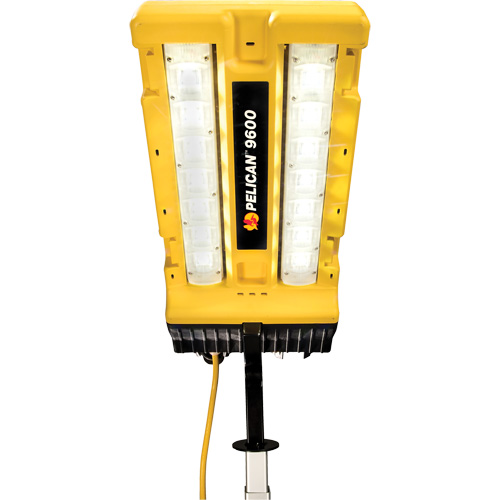 Syst&egrave;me avec t&ecirc;te d'&eacute;clairage modulaire et support, DEL, 24 W, 3000 lumens, Boîtier en Aluminium Absolute Business Supply