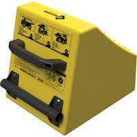 Cale de roue ultra-robuste pour l'exploitation mini&egrave;re Checkers Safety, PEHD, Jaune, 14-1/2" la x 17-1/2" p x 16" h Absolute Business Supply