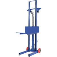 Gerbeur hydraulique &agrave; plateforme, M&eacute;canisme Pompe au pied, Capacit&eacute; de 400 lb, Levage max de 51-1/8" Absolute Business Supply