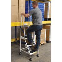 &eacute;chelles Stop-Step, 3 marches, Largeur de la marche 16", Hauteur de la plateforme 28-11/16", Acier Absolute Business Supply