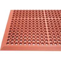 Tapis de s&eacute;rie Competitor, &agrave; fentes, 3' x 5' x 7/8", Orange, Caoutchouc naturel Absolute Business Supply