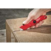 Self-Retracting Knife, 3/4", Steel, Metal Handle Absolute Business Supply