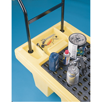 Chariots Poly-Spillcart, 66,5" lo x 29" la x 43,9" h, Cap. de d&eacute;versement 57 gal. US Absolute Business Supply