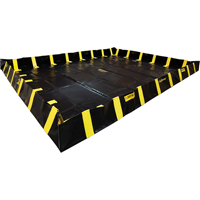 Bermes de confinement avec supports int&eacute;rieurs de parois QuickBerm , Capacit&eacute; 1795 gal., 12' la x 20' lo x 12" h, Support &agrave; encliqueter Absolute Business Supply