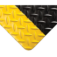 Tapis Diamond-Plate pour tableau de contr&ocirc;le no 701, 3' la x 75' lo, 1/4" &eacute;paisseur, Noir/Jaune, PVC Absolute Business Supply