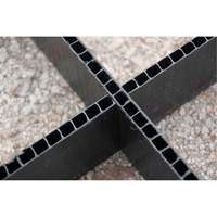 Ultra-Spill Pallet flexible, 4 barils, Capacit&eacute; de d&eacute;versement 66 gal. US, 48" x 48" x 7" Absolute Business Supply