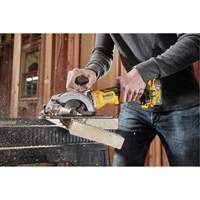 Scie circulaire avec moteur sans balai Atomic (outil seulement), 4-1/2", 20 V Absolute Business Supply