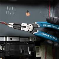 Outil polyvalent Klein-Kurve pour d&eacute;nuder, couper et sertir les fils, 8-1/4" lo, 8 - 20 AWG Absolute Business Supply